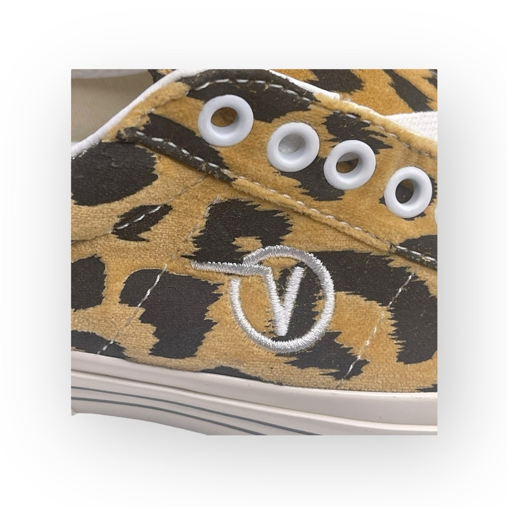 HTF: new Vans ✌︎︎ Flying V Logo DX Anaheim Factory Sneaker ✌︎︎ Leopard Print - Picture 4 of 16